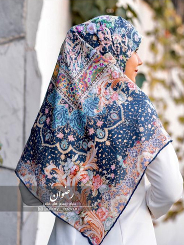 روسری طرح سنتی روشن و سنتی تیره