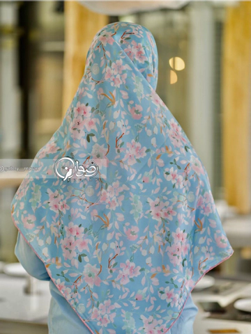 روسری طرح دسته گلریز آبی روشن
