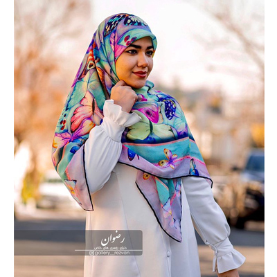 روسری نخ طرح پروانه پاستلی