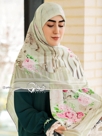 روسری کرپ نخ طرح رز مغزپسته