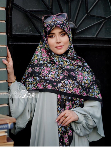 روسری کرپ نخ طرح فرگل