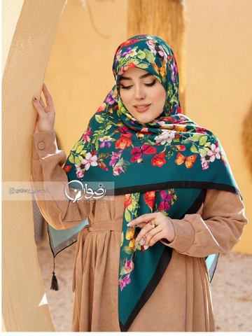 روسری کرپ نخ طرح پروانه