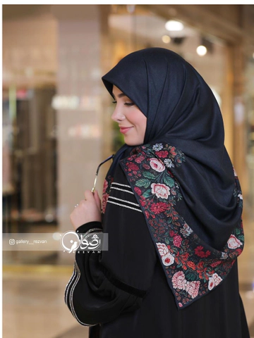 روسری کرپ نخ طرح خاتون