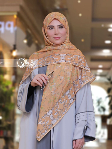 روسری کرپ نخ طرح گلها