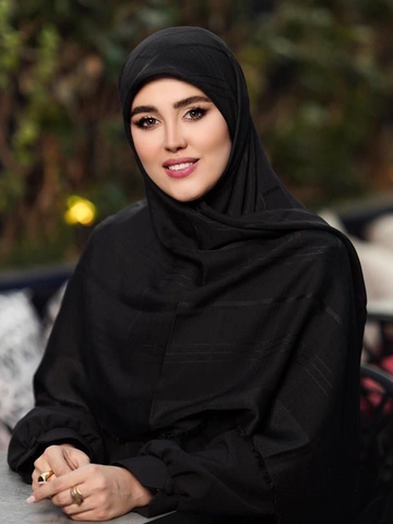 روسری مشکی طرح پر (چهارخونه)