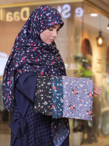 روسری کرپ نخ طرح نازی