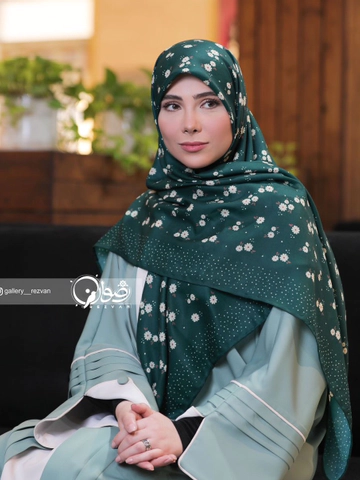 روسری کرپ نخ طرح آیدا