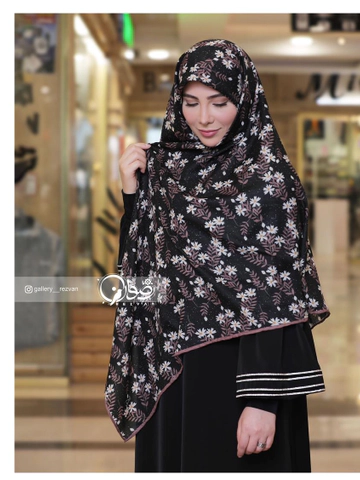 روسری کرپ نخ طرح بابونه