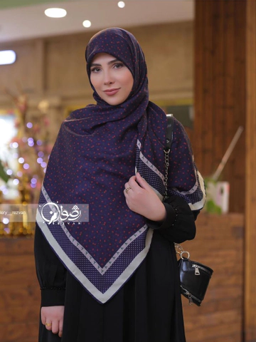 روسری کرپ نخ طرح بهارک