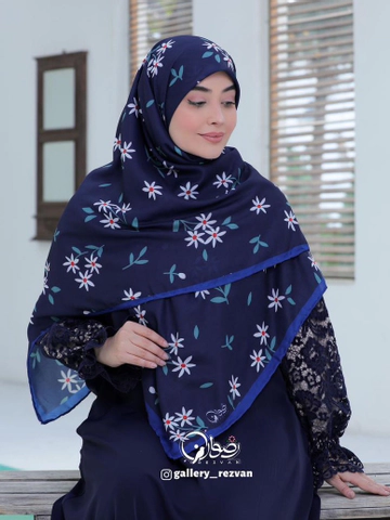 روسری کرپ نخ طرح بابونه