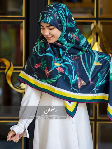 روسری کرپ نخ طرح هاوایی گل و پروانه