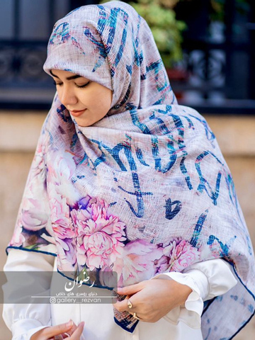 روسری نخی طرح گل و نوشته