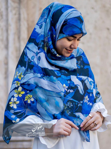 روسری کرپ نخ طرح برگ کاربنی