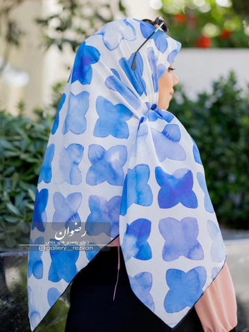 روسری سوپرنخ طرح ستاره کاربنی قواره 140
