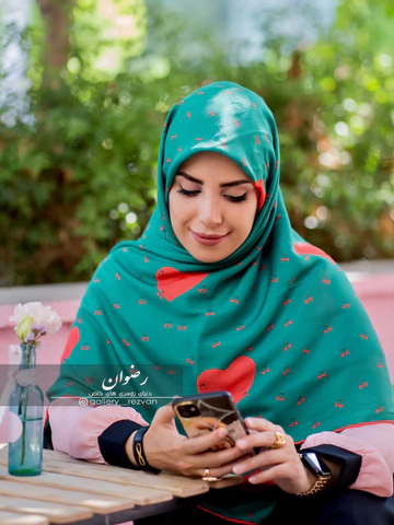 روسری سوپرنخ باایستایی عالی طرح آلبالوریز قلبی