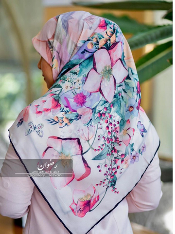 روسری کرپ نخ باایستایی عالی طرح دسته گل قواره 140