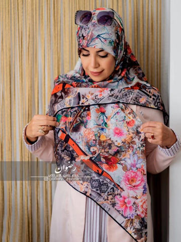 روسری کرپ نخ باایستایی عالی طرح شاخه گل کمربندی قواره 140 دوردستدوز