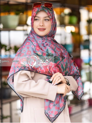 روسری کرپ نخ باایستایی عالی طرح دسته گل حاشیه دار قواره 140