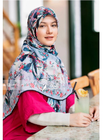 روسری طرح شاخه گلگلی قواره 120 دوردستدوز