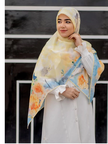 روسری طرح گل و پروانه لیمویی قواره 120 دوردستدوز