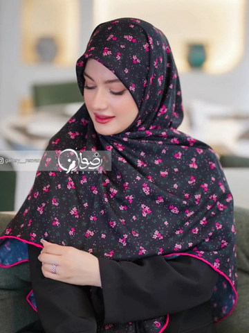 روسری طرح گل ریز قواره 140 دوردستدوز