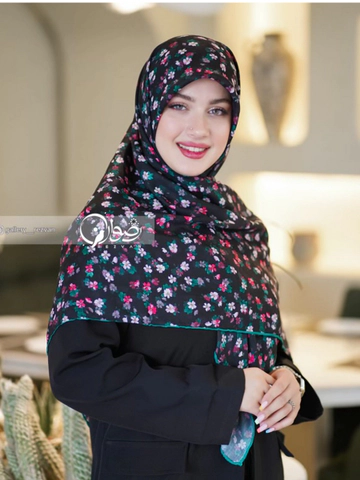 روسری طرح گلریز قرمز