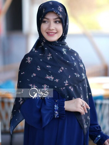 روسری دسته گل ریز خالدار