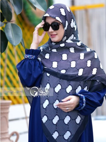 روسری نخی طرح گوچی قواره 140 منگوله دار
