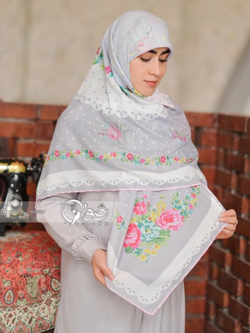 روسری کرپ نخ طرح جانان خالدار