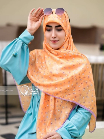 روسری طرح قلب ریز