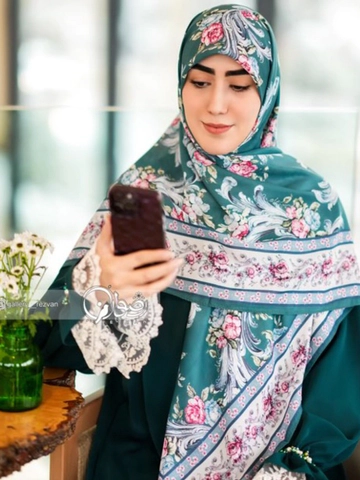 روسری کرپ نخ طرح اسلیمی حاشیه دار
