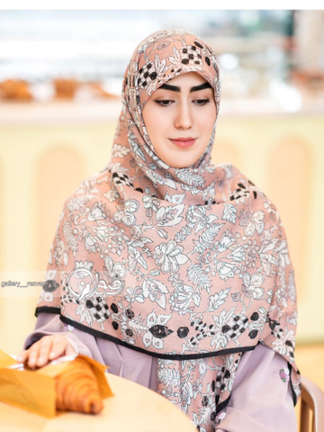 روسری کرپ نخ رضوان طرح نسیم