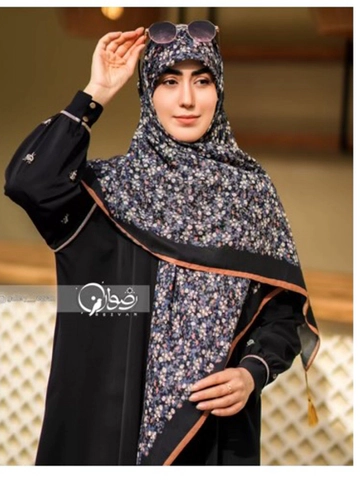 روسری کرپ نخ رضوان طرح گلنار