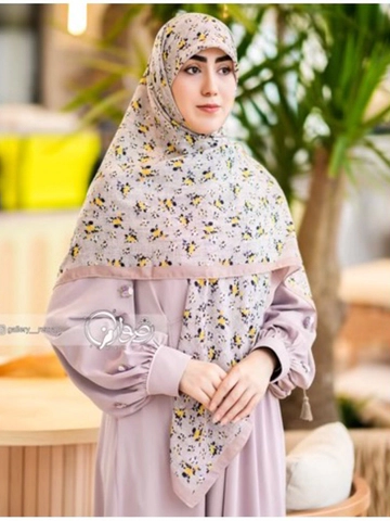 روسری کرپ نخ رضوان طرح گل چاپی