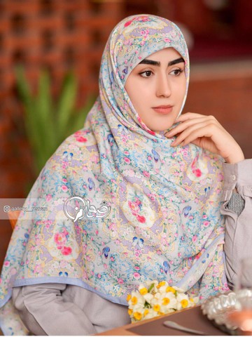 روسری کرپ نخ طرح بهشتی